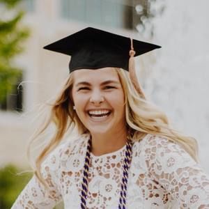 Meet your Posher, Gates